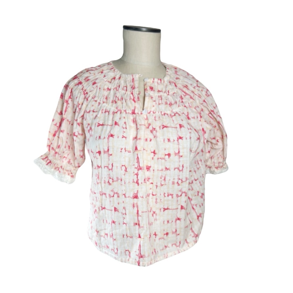 OLIVIA JAMES THE LABEL Pink and‎ Peach Patterned Short Sleeved Blouse EUC Spring